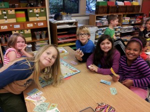 Friankie, Kate, Levi, Chloe & Kalani playing Dog-opoly